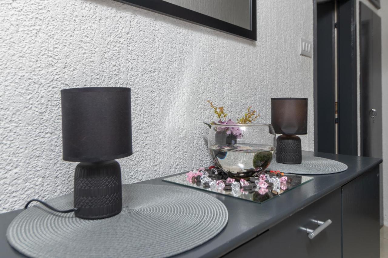Apartments Lord Novi Vinodolski Ngoại thất bức ảnh
